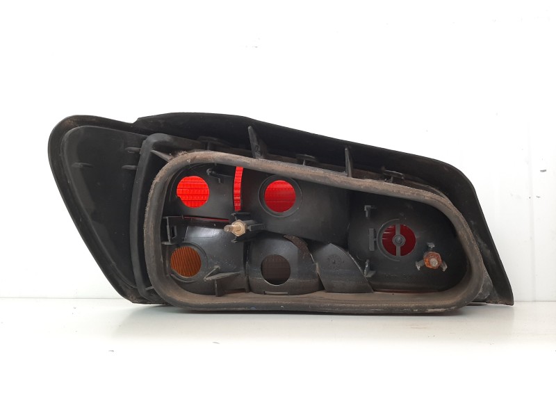 Recambio de piloto trasero derecho para peugeot 306 berlina 3/5 puertas (s1) referencia OEM IAM   