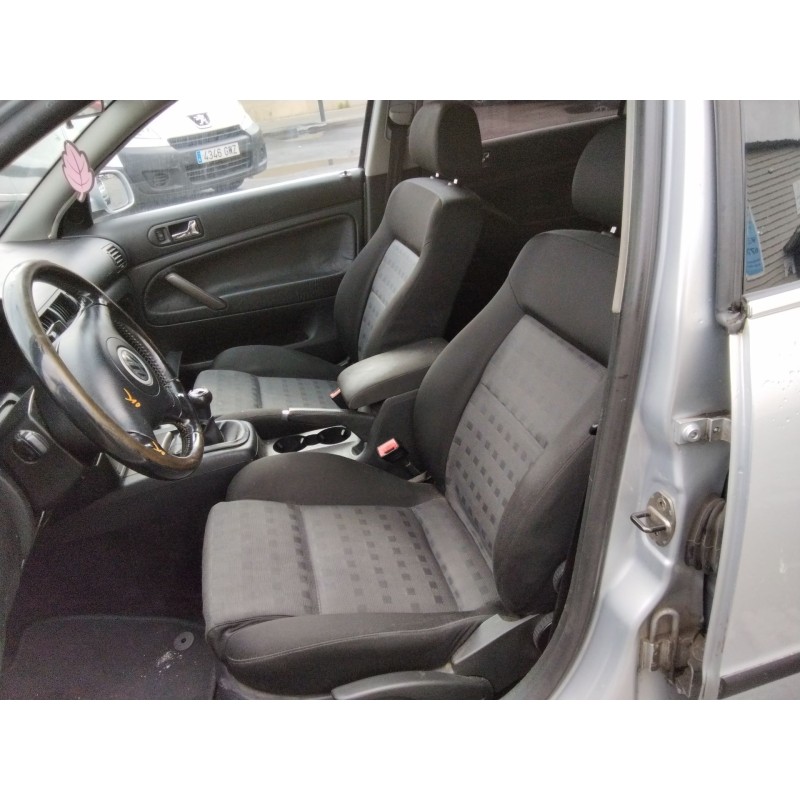 VOLKSWAGEN PASSAT B5.5 VARIANT (3B6) - imagen 6