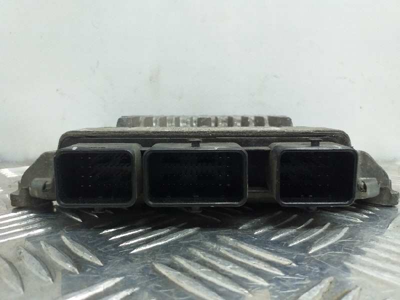 Recambio de centralita motor uce para ford fusion (cbk) ambiente referencia OEM IAM 5WS40240A-T  