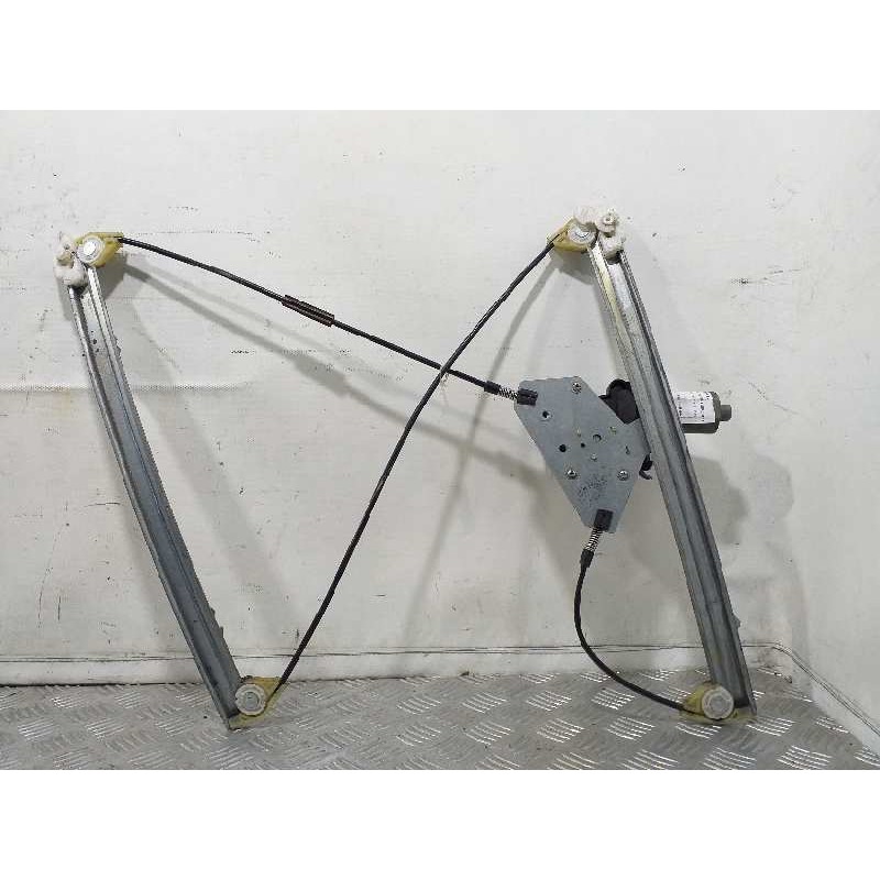 Recambio de elevalunas delantero derecho para bmw serie 3 berlina (e46) 316i referencia OEM IAM 51337020660 ELECTRICO 3 PUERTAS