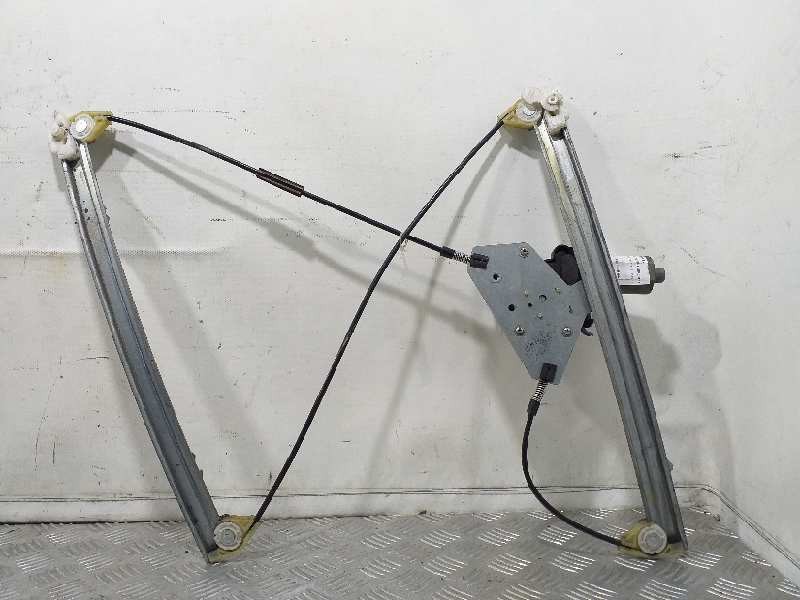 Recambio de elevalunas delantero derecho para bmw serie 3 berlina (e46) 316i referencia OEM IAM 51337020660 ELECTRICO 3 PUERTAS