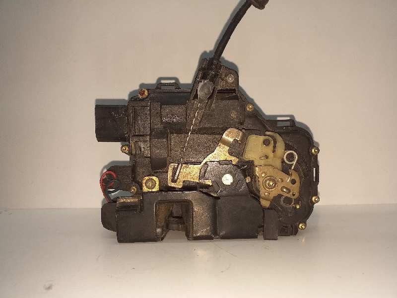 Recambio de cerradura puerta delantera derecha para seat leon (1m1) sport referencia OEM IAM 6X1837014H  