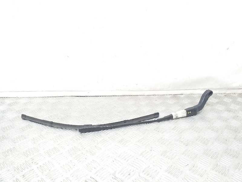 Recambio de brazo limpia delantero derecho para mercedes-benz clase a (w169) a 170 a-edition referencia OEM IAM   