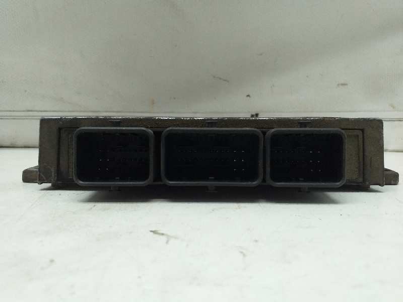Recambio de centralita motor uce para citroën xsara picasso 1.8 16v referencia OEM IAM 9643786580  