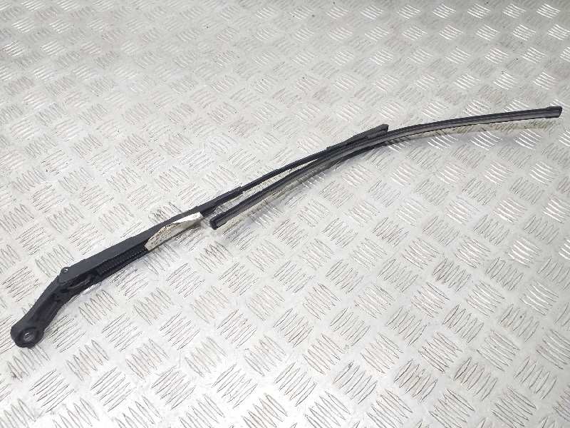 Recambio de brazo limpia delantero derecho para opel zafira b cosmo referencia OEM IAM 13145564  
