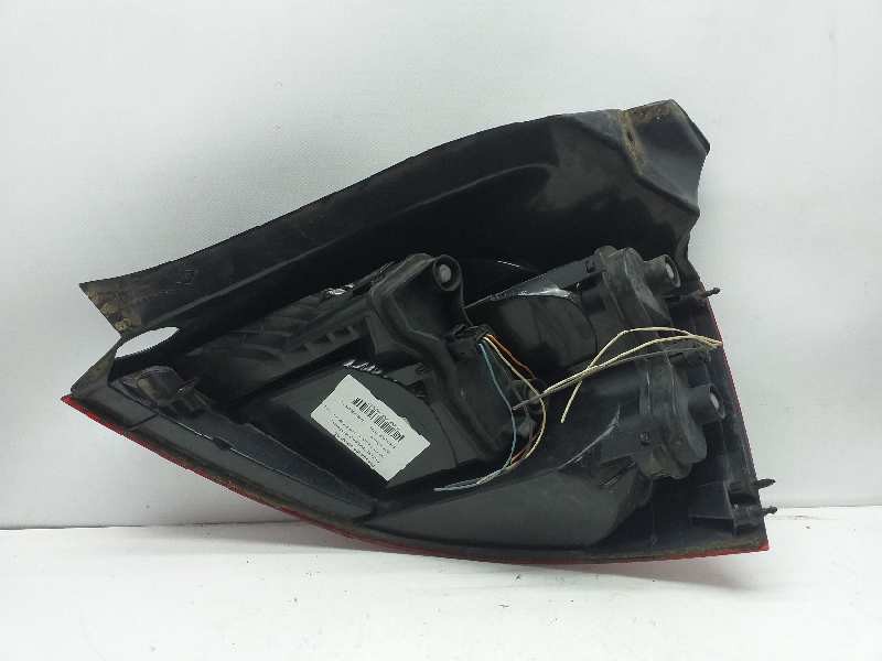 Recambio de piloto trasero izquierdo para renault megane ii berlina 3p confort expression referencia OEM IAM 8200073236  