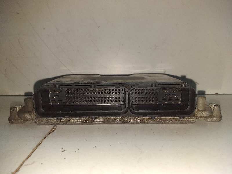 Recambio de centralita motor uce para renault megane i classic (la0) 1.9 dti alize referencia OEM IAM 0281010442 8200199726 