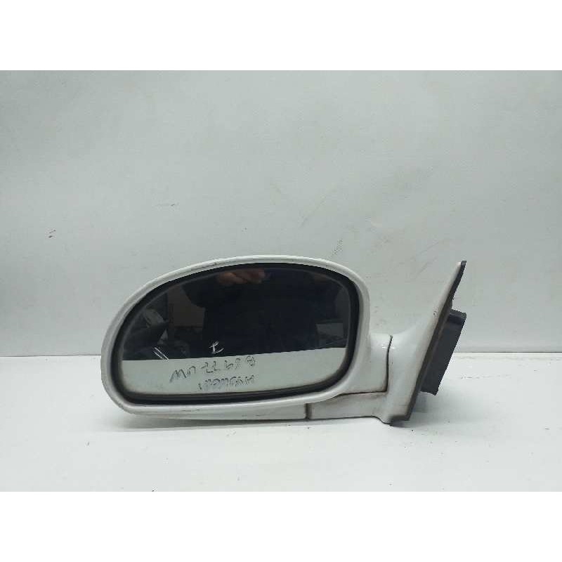 Recambio de retrovisor izquierdo para hyundai lantra berlina (rd) 1.9 d gls referencia OEM IAM 8760529660 ELECTRICO 