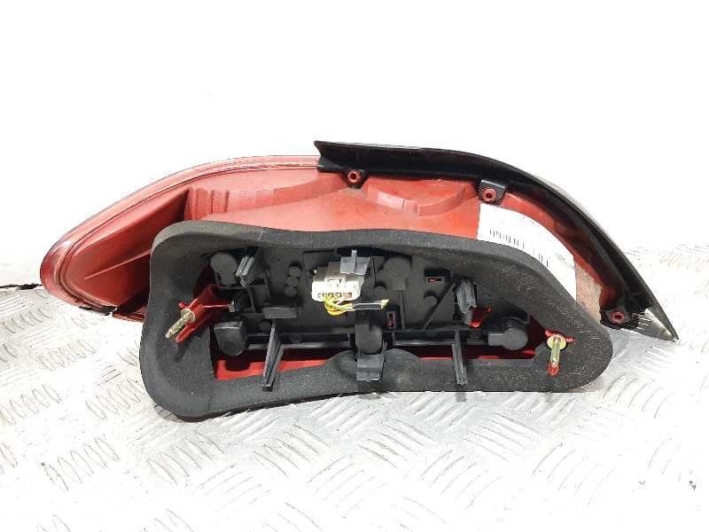 Recambio de piloto trasero derecho para peugeot 406 berlina (s1/s2) srdt referencia OEM IAM 6351E8  