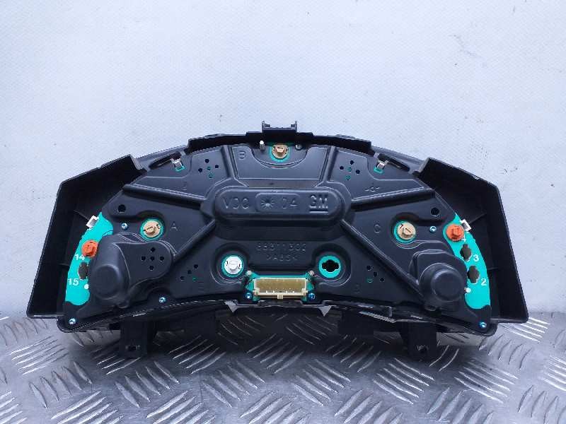 Recambio de cuadro instrumentos para opel meriva blue line referencia OEM IAM 13173381XT  