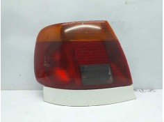 Recambio de piloto trasero izquierdo para audi a4 berlina (b5) 1.8 referencia OEM IAM 8D0945111A  