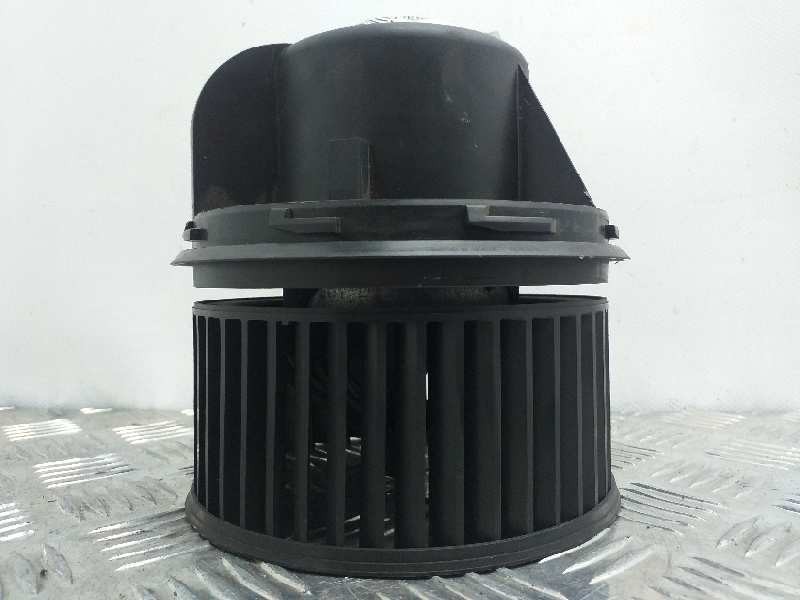 Recambio de motor calefaccion para ford focus lim. (cb4) trend referencia OEM IAM 3M5H18456AD  