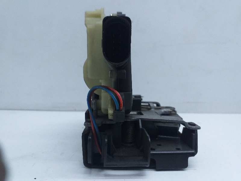 Recambio de cerradura puerta delantera izquierda para skoda octavia berlina (1u2) tour referencia OEM IAM   