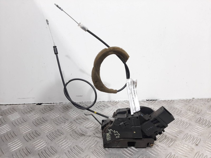 Recambio de cerradura puerta delantera izquierda para mazda 3 berlina (bk) 1.6 crdt active referencia OEM IAM   