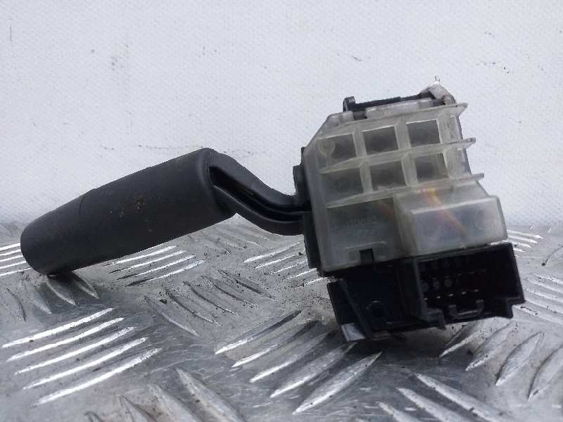 Recambio de mando limpia para mazda 3 berlina (bk) 1.6 crdt active referencia OEM IAM   
