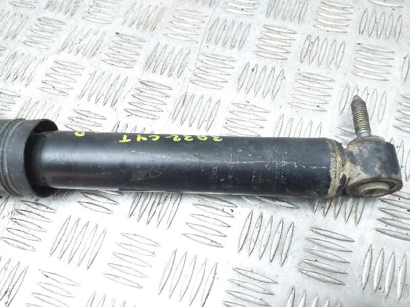 Recambio de amortiguador trasero derecho para renault scenic ii authentique referencia OEM IAM   