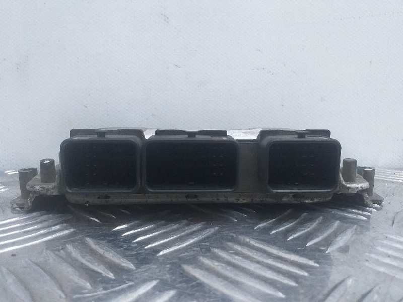 Recambio de centralita motor uce para citroën xsara berlina 1.6 16v chrono referencia OEM IAM 0261206606 9649426780 