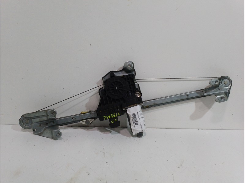 Recambio de elevalunas trasero derecho para opel zafira b cosmo referencia OEM IAM 13132232 6 PINES 