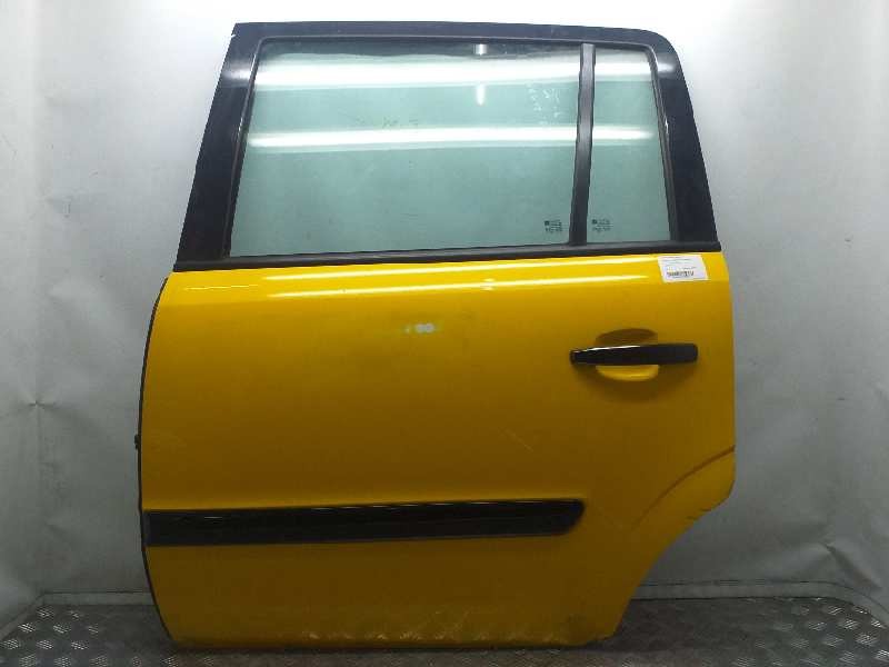 Recambio de puerta trasera izquierda para opel zafira b cosmo referencia OEM IAM   