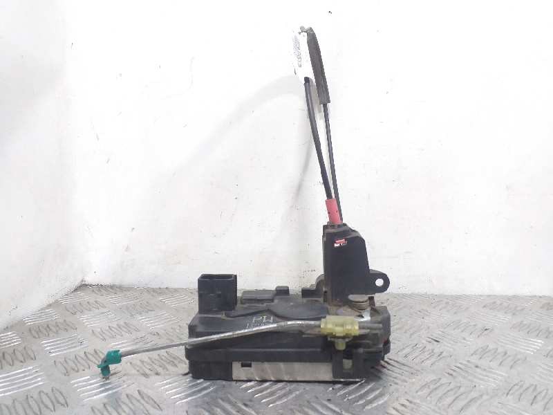 Recambio de cerradura puerta trasera derecha para opel zafira b cosmo referencia OEM IAM   