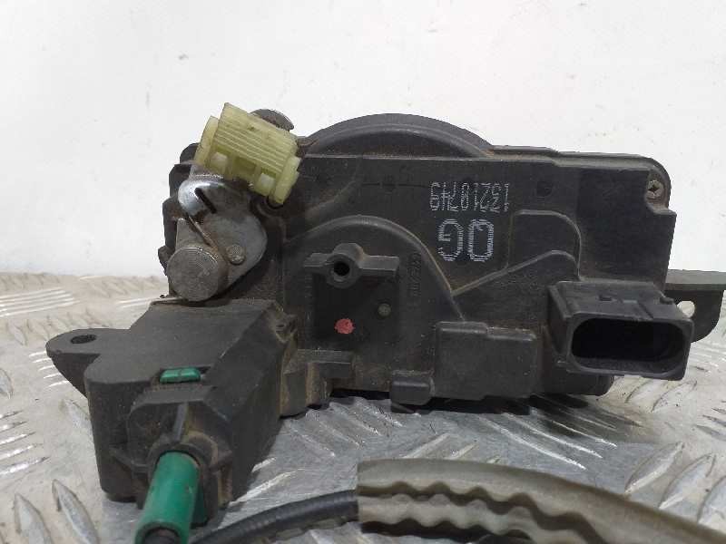 Recambio de cerradura puerta delantera derecha para opel zafira b cosmo referencia OEM IAM 13210749  