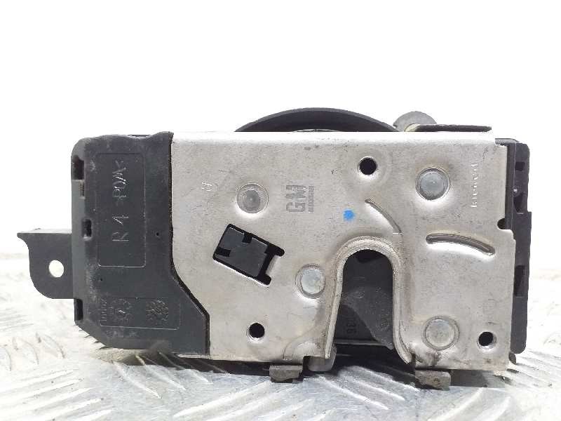 Recambio de cerradura puerta delantera derecha para opel zafira b cosmo referencia OEM IAM 13210749  