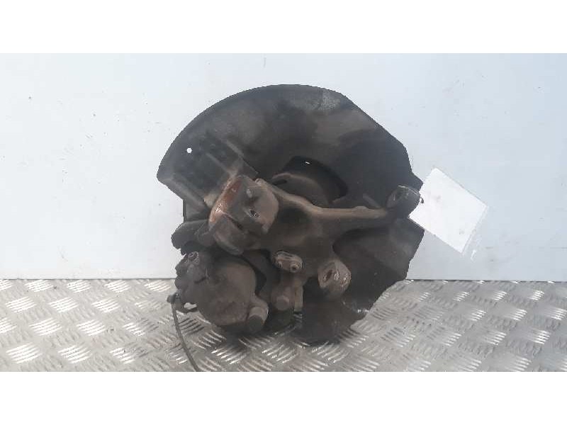 Recambio de mangueta delantera izquierda para bmw serie 3 berlina (e46) 320d referencia OEM IAM 31211096429  