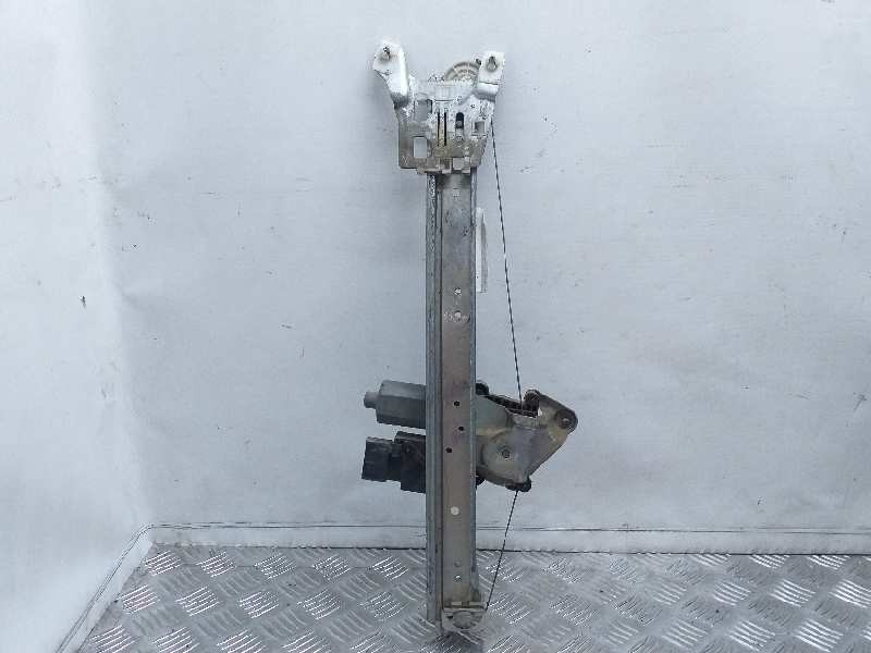 Recambio de elevalunas trasero derecho para mercedes-benz clase a (w168) 160 (168.033) referencia OEM IAM 1687301046  