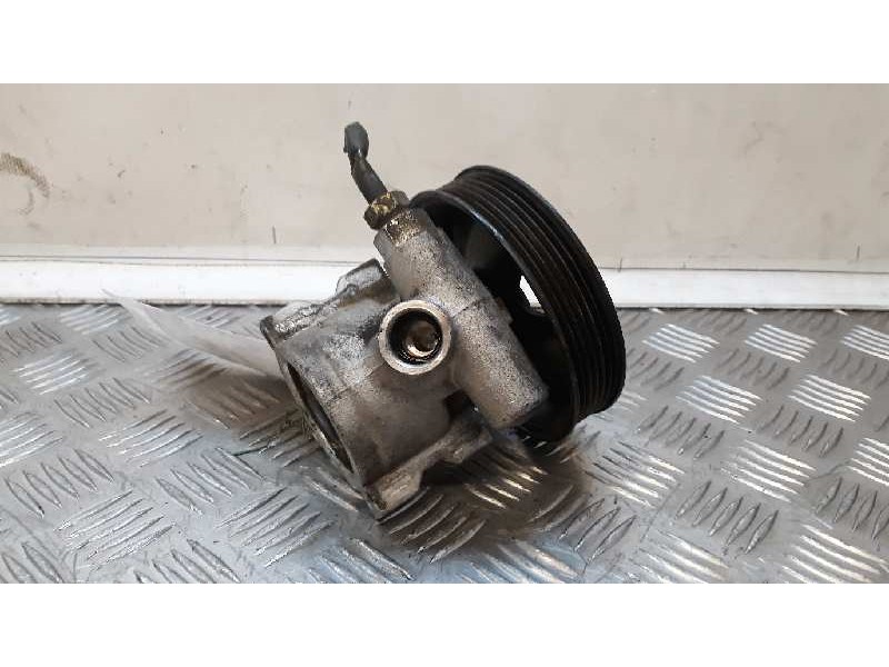 Recambio de bomba direccion para ssangyong rodius xdi referencia OEM IAM NS4540647  