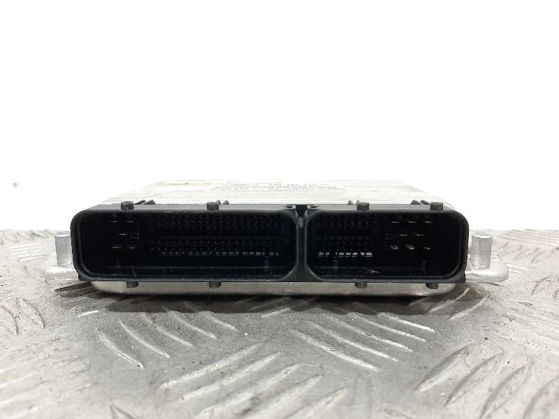 Recambio de centralita motor uce para volkswagen passat berlina (3b3) advance referencia OEM IAM 038906019KD 0281011205 