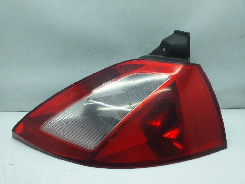 Recambio de piloto trasero derecho para renault megane ii berlina 5p confort dynamique referencia OEM IAM 8200073237  