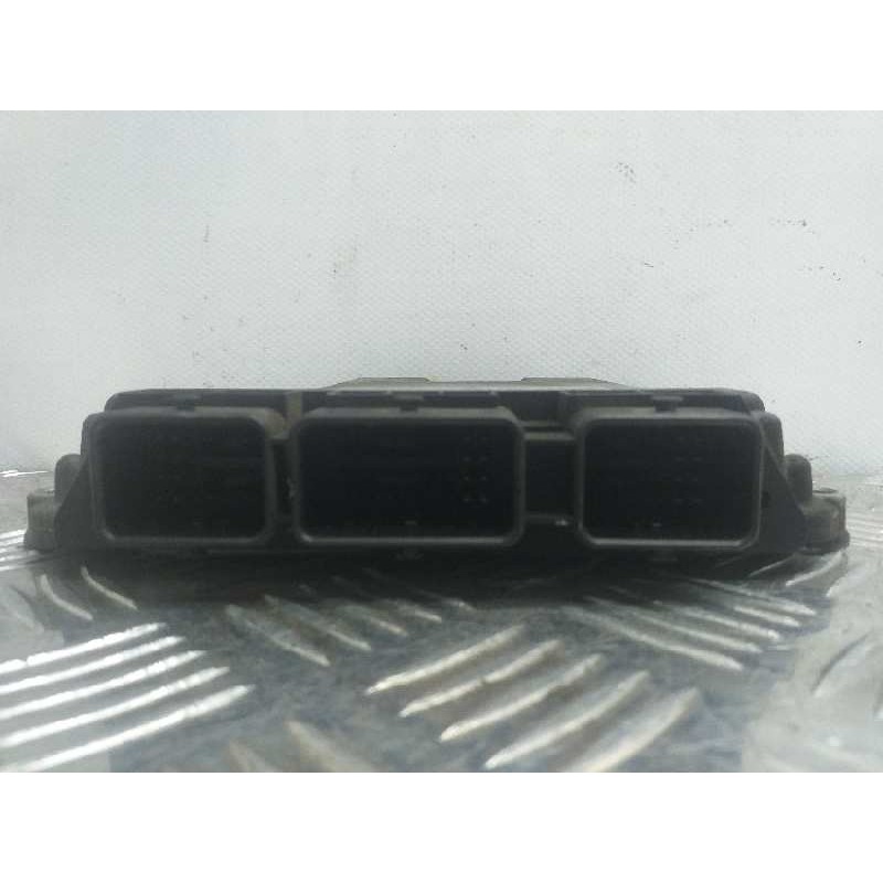 Recambio de centralita motor uce para renault megane ii berlina 5p confort dynamique referencia OEM IAM 0281011549 8200310863 