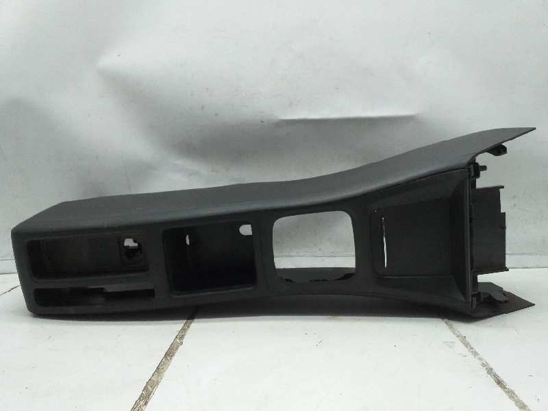 Recambio de consola central para mercedes-benz clase a (w169) a 170 a-edition referencia OEM IAM   