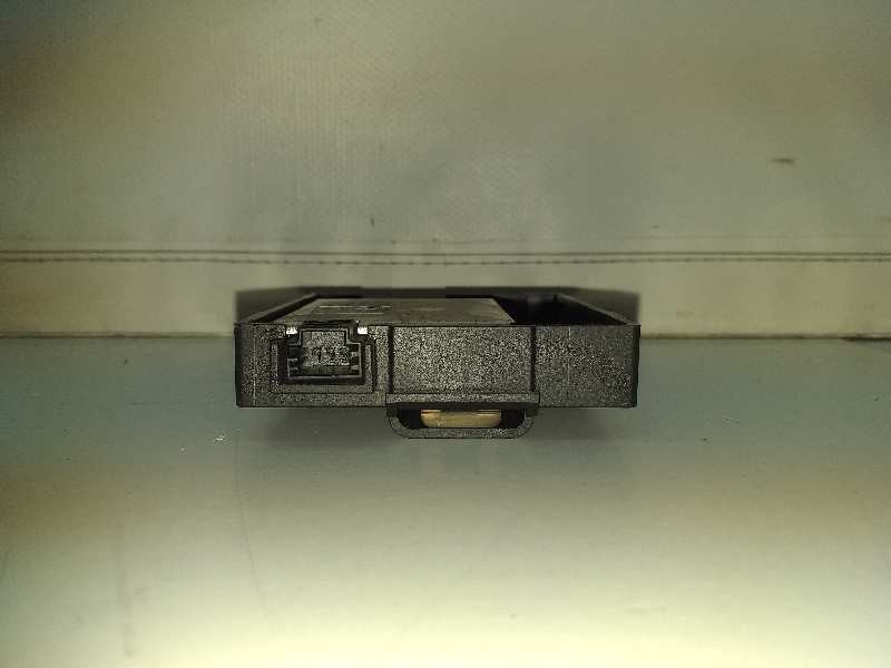 Recambio de antena para mercedes-benz clase a (w169) a 170 a-edition referencia OEM IAM A1698200475  