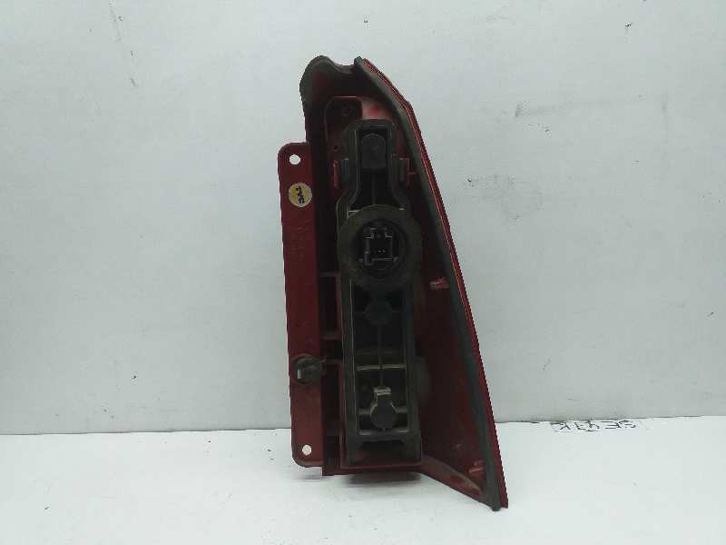 Recambio de piloto trasero izquierdo para ford focus berlina (cak) ambiente referencia OEM IAM   