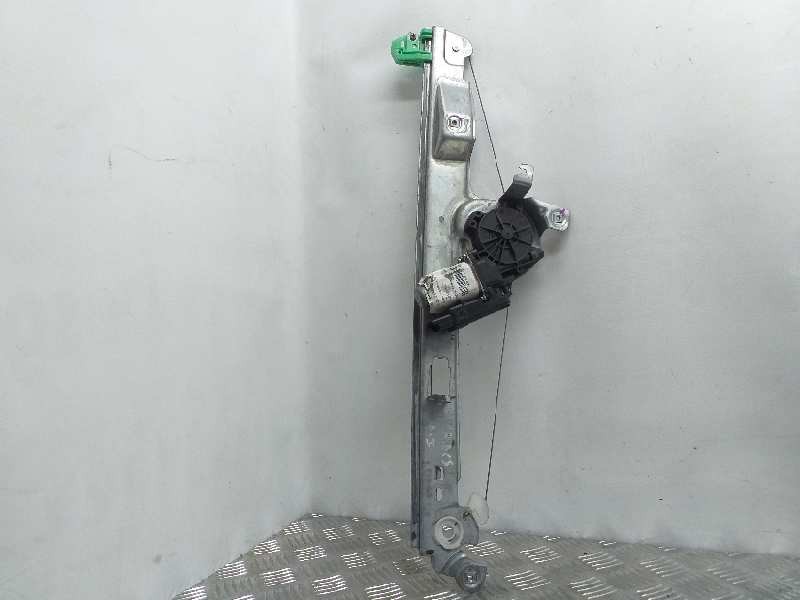 Recambio de elevalunas delantero derecho para renault scenic ii confort dynamique referencia OEM IAM 8200646840  
