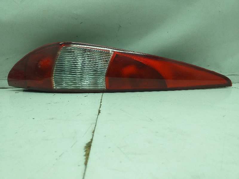 Recambio de piloto trasero izquierdo para ford mondeo turnier (ge) trend (06.2003) (d) referencia OEM IAM   