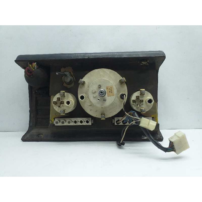 Recambio de cuadro instrumentos para mercedes-benz mb 100 d caja cerrada / combi combi i (bm 631.333/343) referencia OEM IAM 000
