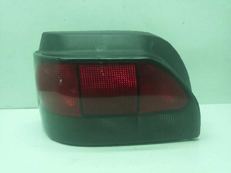 Recambio de piloto trasero izquierdo para renault clio i fase i+ii (b/c57) 1.2 alize referencia OEM IAM   