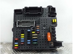 Recambio de caja reles / fusibles para volvo xc70 d5 awd momentum referencia OEM IAM 8676391 12217799  2