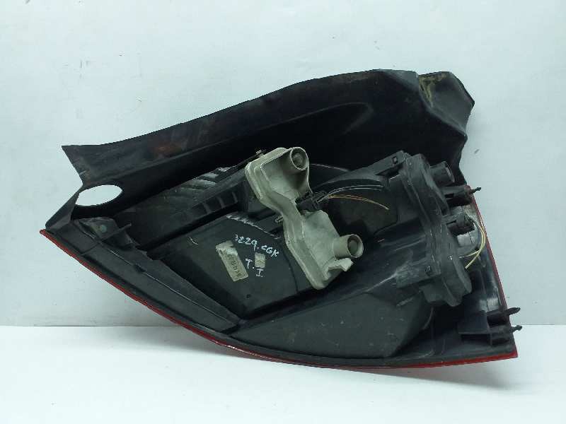Recambio de piloto trasero izquierdo para renault megane ii berlina 5p luxe privilege referencia OEM IAM   