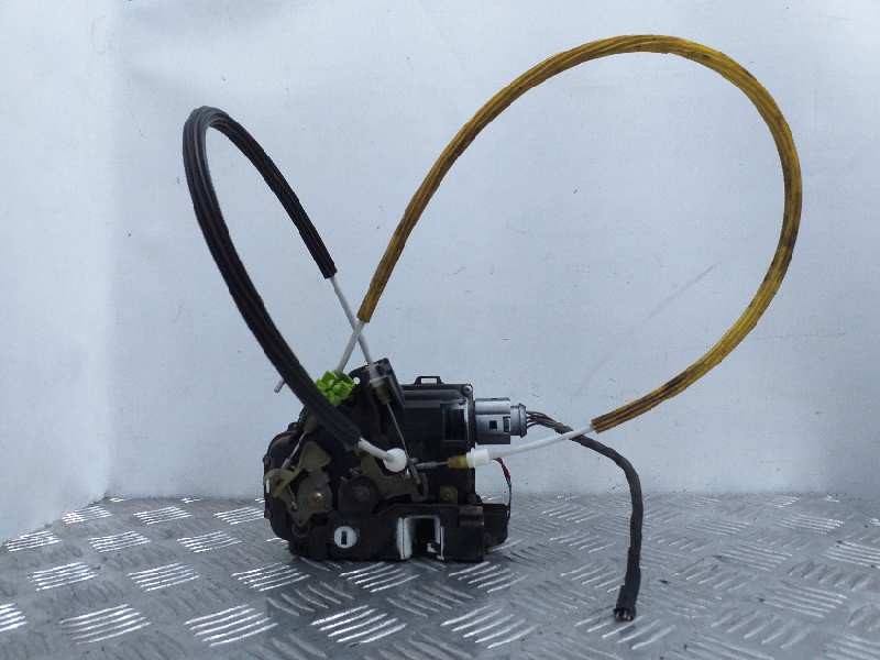 Recambio de cerradura puerta trasera izquierda para audi a6 avant (4b5) 2.5 tdi referencia OEM IAM 4B0839015G  
