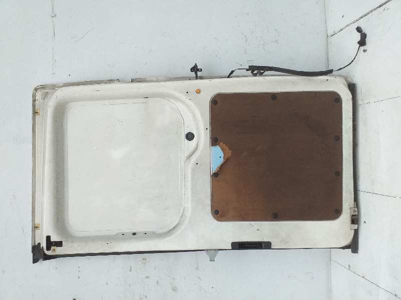 Recambio de puerta trasera izquierda para ford transit mod. 2000 combi ft 280 2.0 corto referencia OEM IAM  BLANCA 