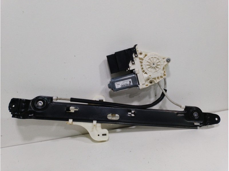 Recambio de elevalunas trasero derecho para seat altea xl (5p5) reference ecomotive referencia OEM IAM 1K0959704AE   Recambio de elevalunas trasero derecho para seat altea xl (5p5) reference ecomotive referencia OEM IAM 1K0959704AE