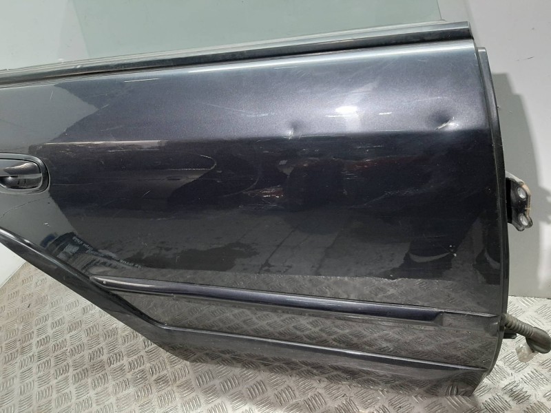 Recambio de puerta trasera derecha para subaru legacy familiar/outback b13 (bp) 2.0 d classic sw referencia OEM IAM  GRIS 