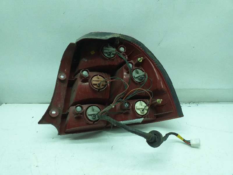 Recambio de piloto trasero izquierdo para kia shuma ii 1.6 ls 4 berlina referencia OEM IAM 0K2NC51160A  