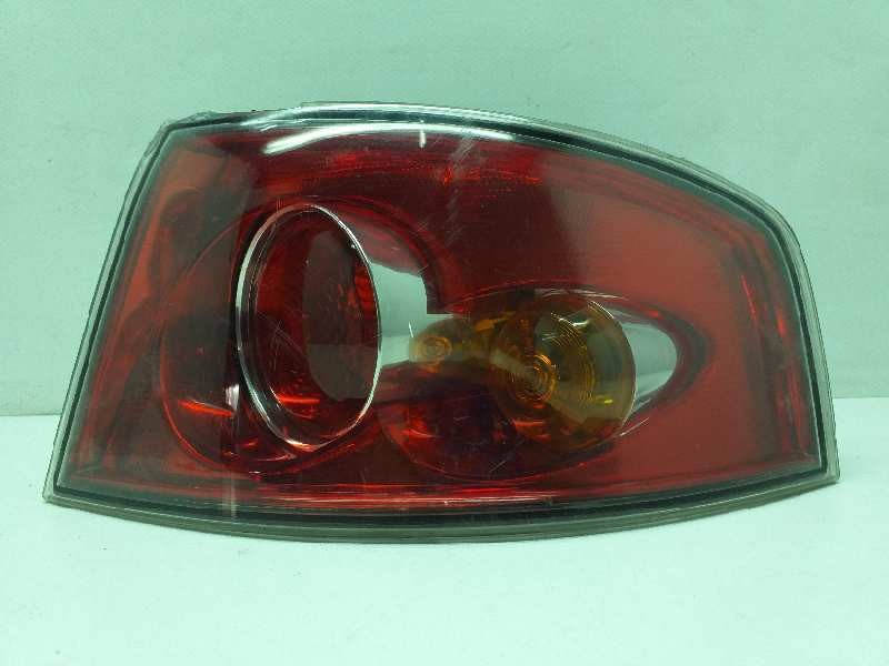 Recambio de piloto trasero derecho para seat ibiza (6l1) stella referencia OEM IAM 6L6945112B  