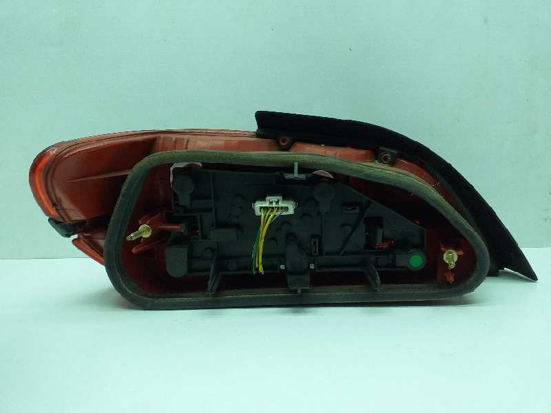 Recambio de piloto trasero derecho para peugeot 406 berlina (s1/s2) svdt referencia OEM IAM   