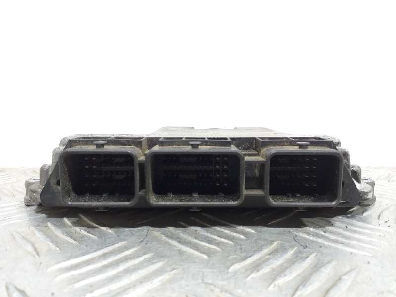 Recambio de centralita motor uce para renault scenic ii authentique referencia OEM IAM 0281011549 8200310863 