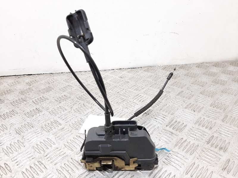 Recambio de cerradura puerta trasera derecha para renault scenic ii authentique referencia OEM IAM    Recambio de cerradura puerta trasera derecha para renault scenic ii authentique referencia OEM IAM
